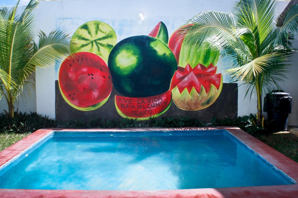 Hostal Vive La Vida Playa del Carmen Exterior photo